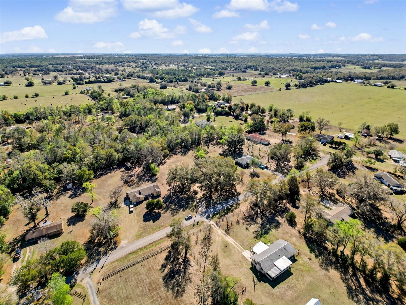 Image 25 of 29 For 6070 Honeysuckle Lane