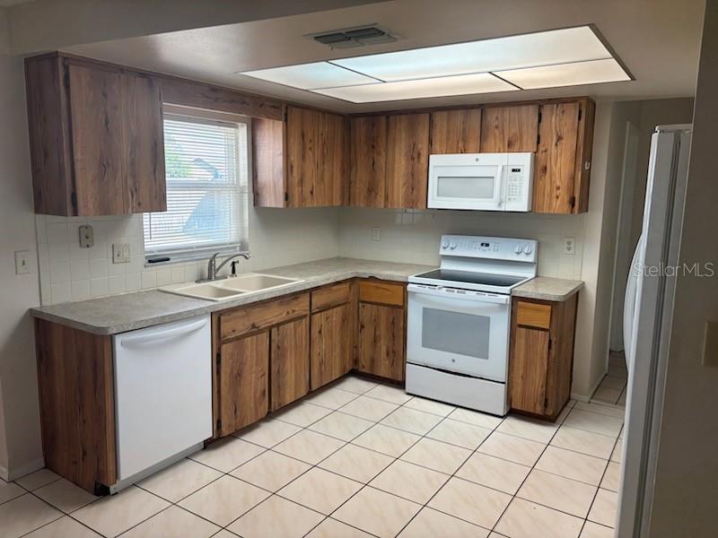 Image 7 of 10 For 11434 Scallop Drive