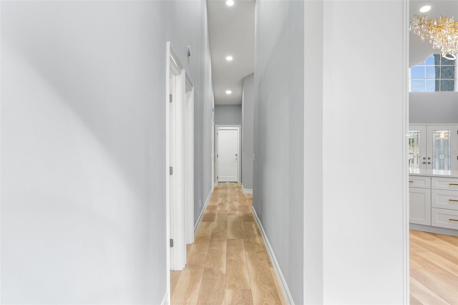 Image 31 of 57 For 2098 Floresta Drive