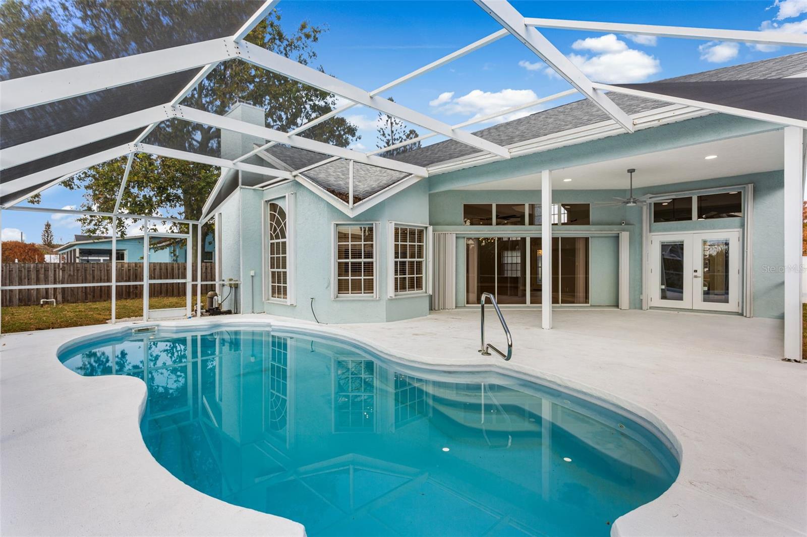 Image 39 of 57 For 2098 Floresta Drive