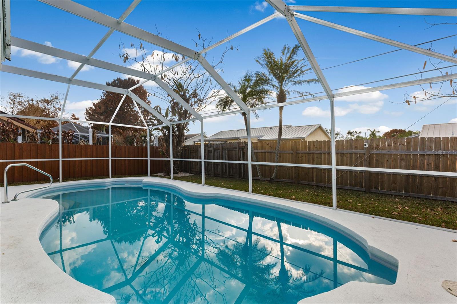 Image 40 of 57 For 2098 Floresta Drive