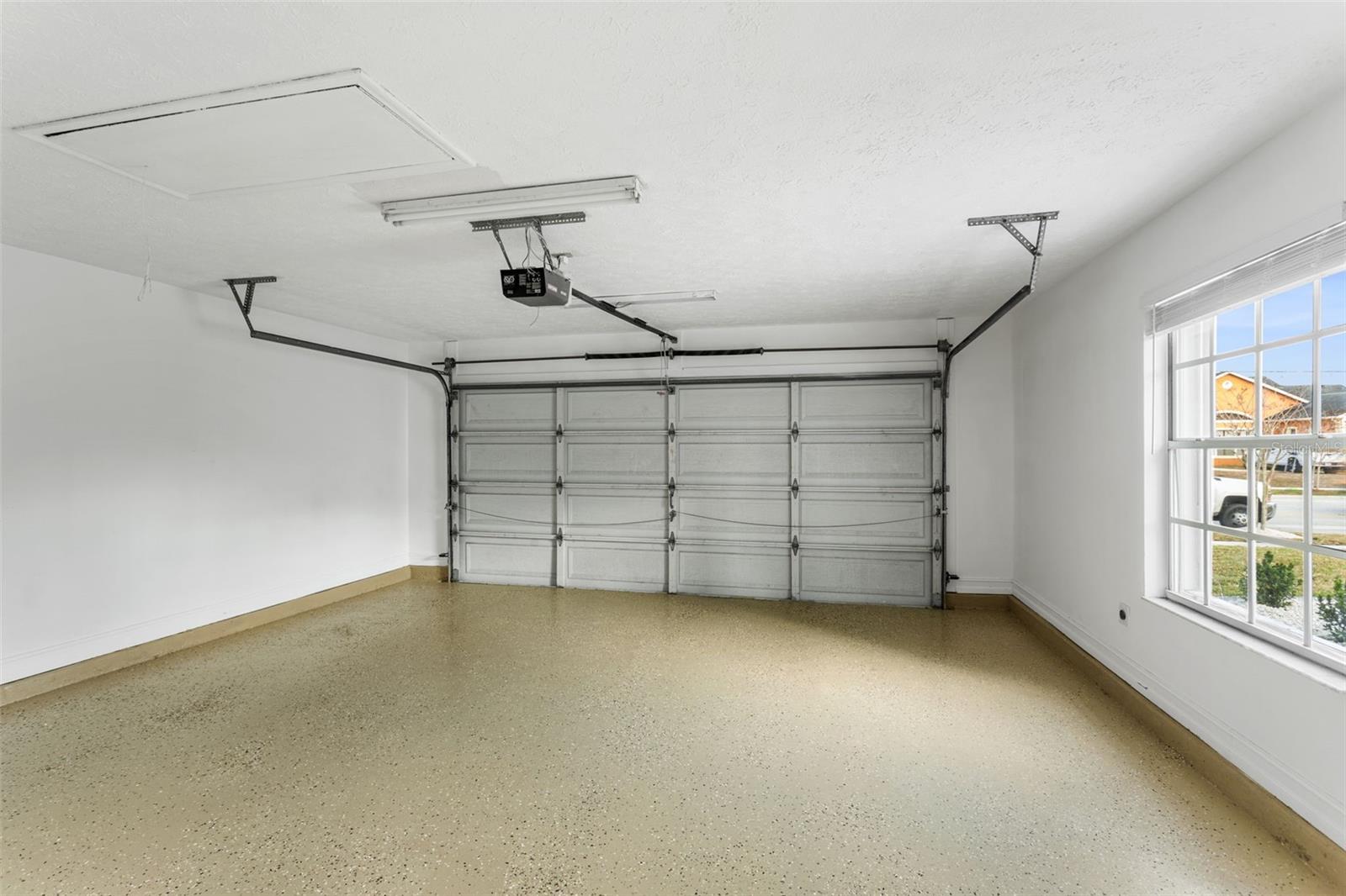 Image 42 of 57 For 2098 Floresta Drive