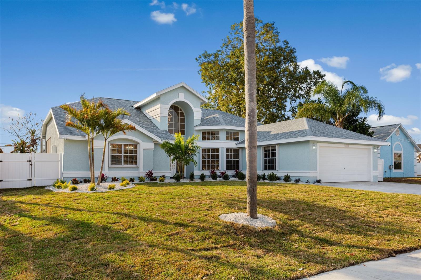 Image 46 of 57 For 2098 Floresta Drive