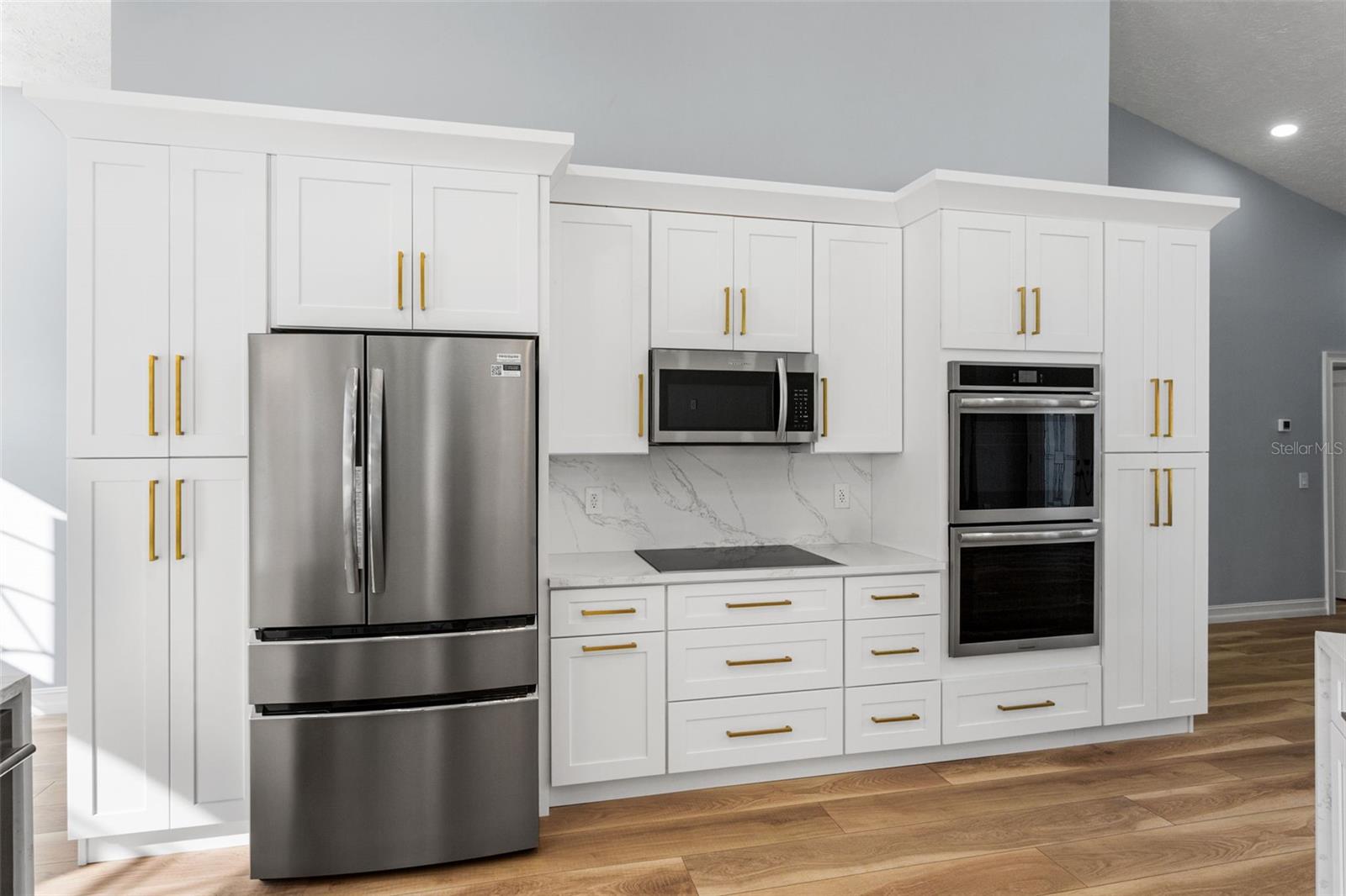 Image 8 of 57 For 2098 Floresta Drive