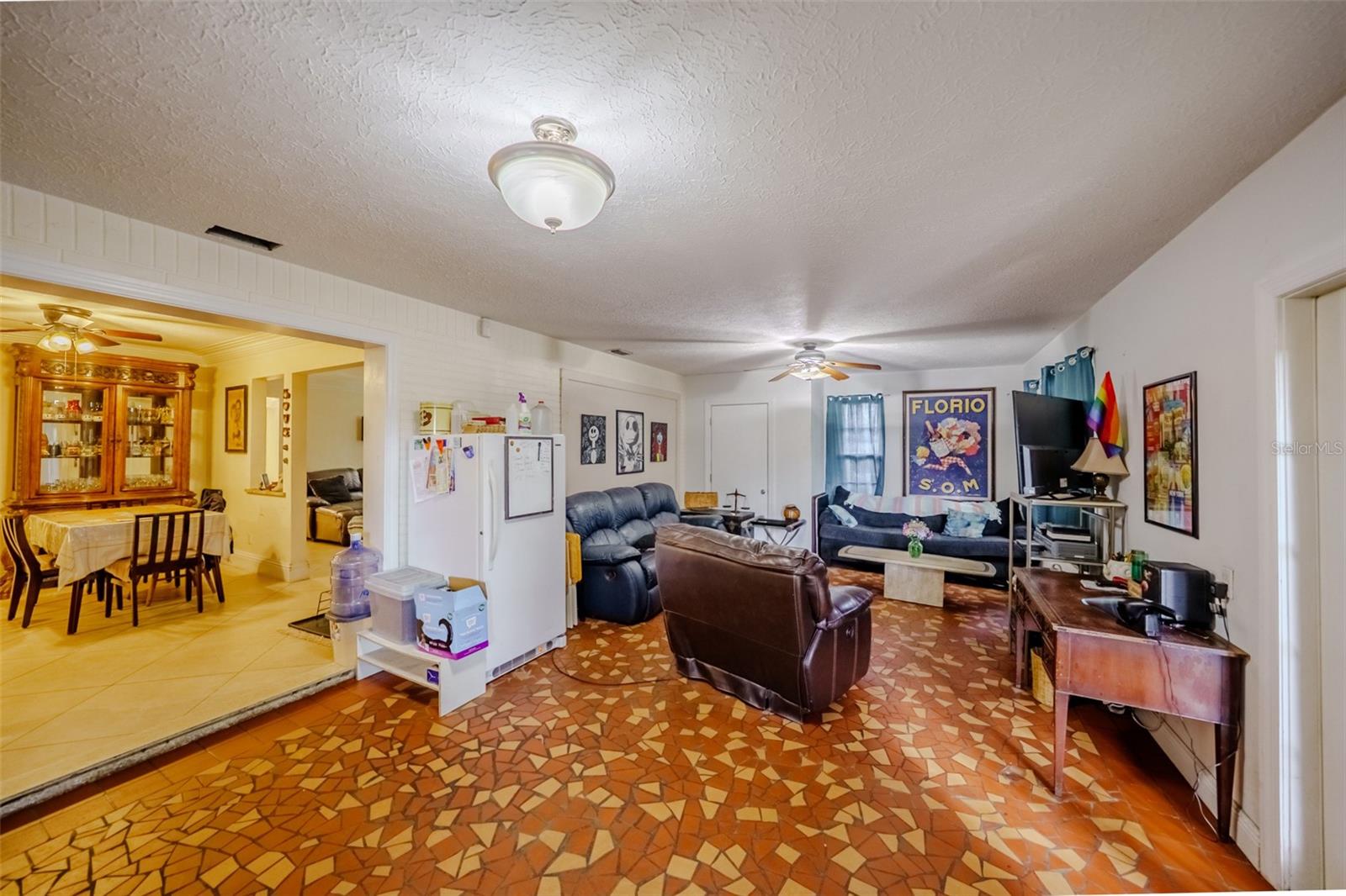 Image 28 of 50 For 3372 Webber Street