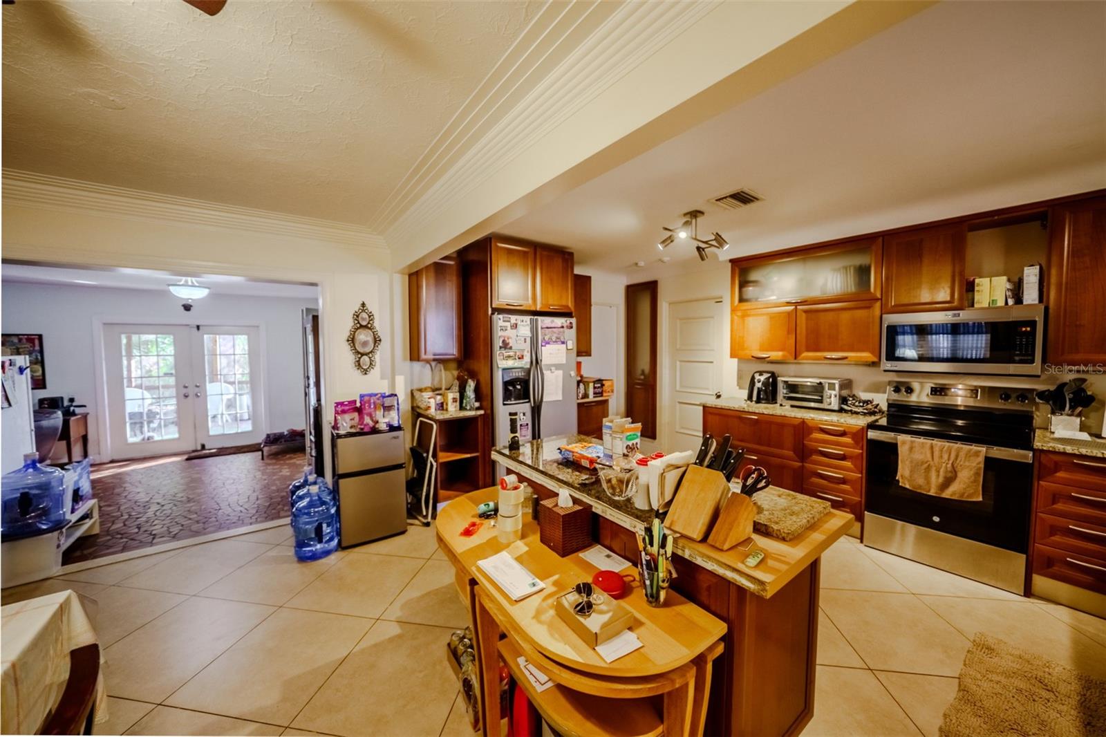 Image 3 of 50 For 3372 Webber Street