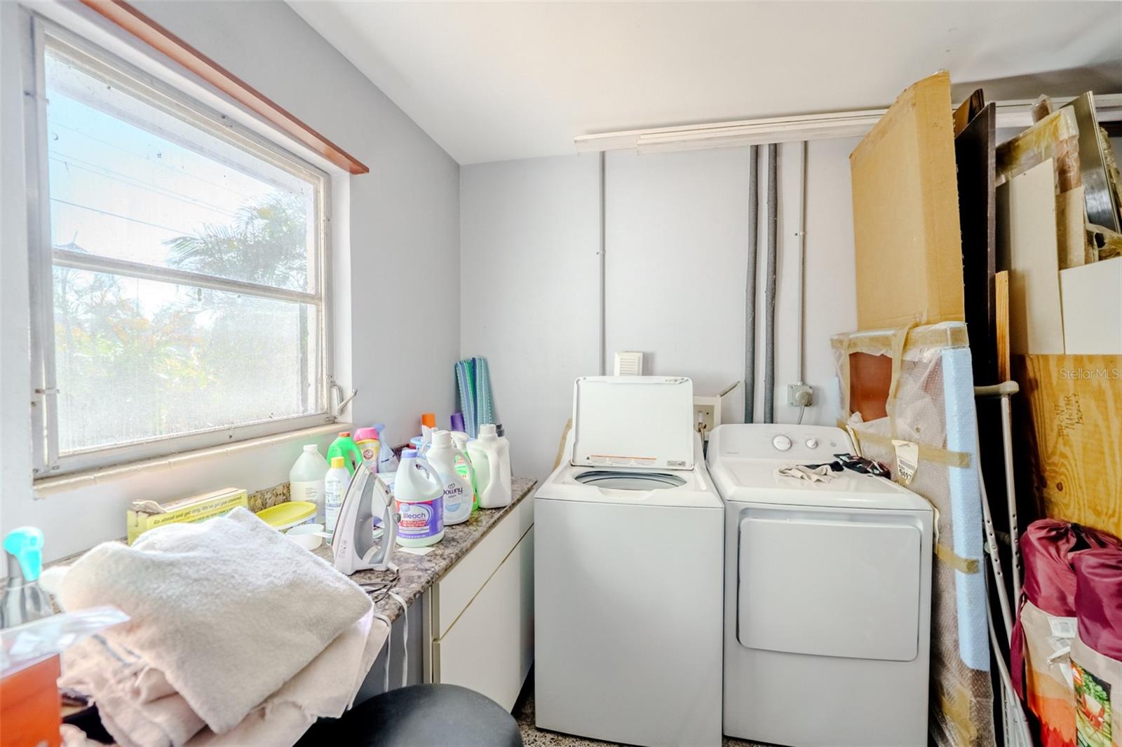 Image 35 of 50 For 3372 Webber Street