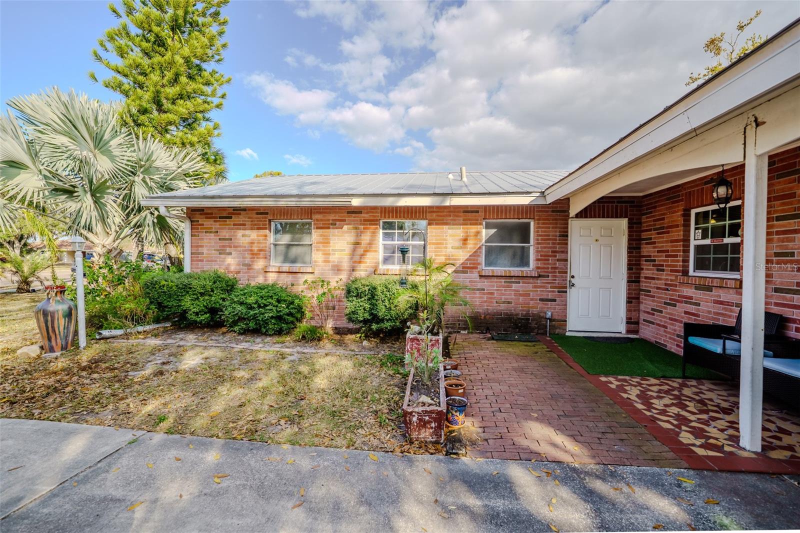 Image 44 of 50 For 3372 Webber Street