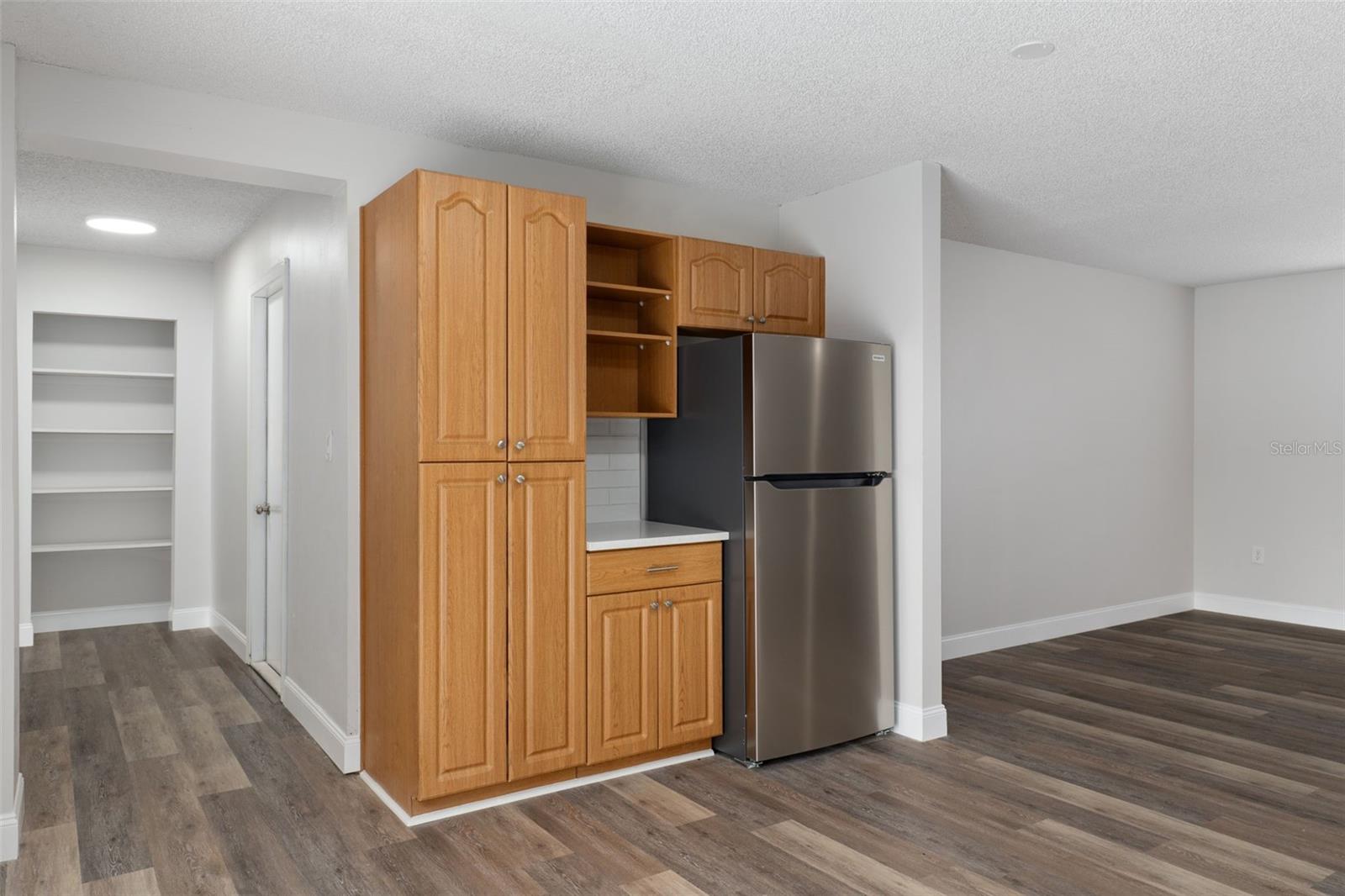 Image 13 of 39 For 12420 Lombardy Street