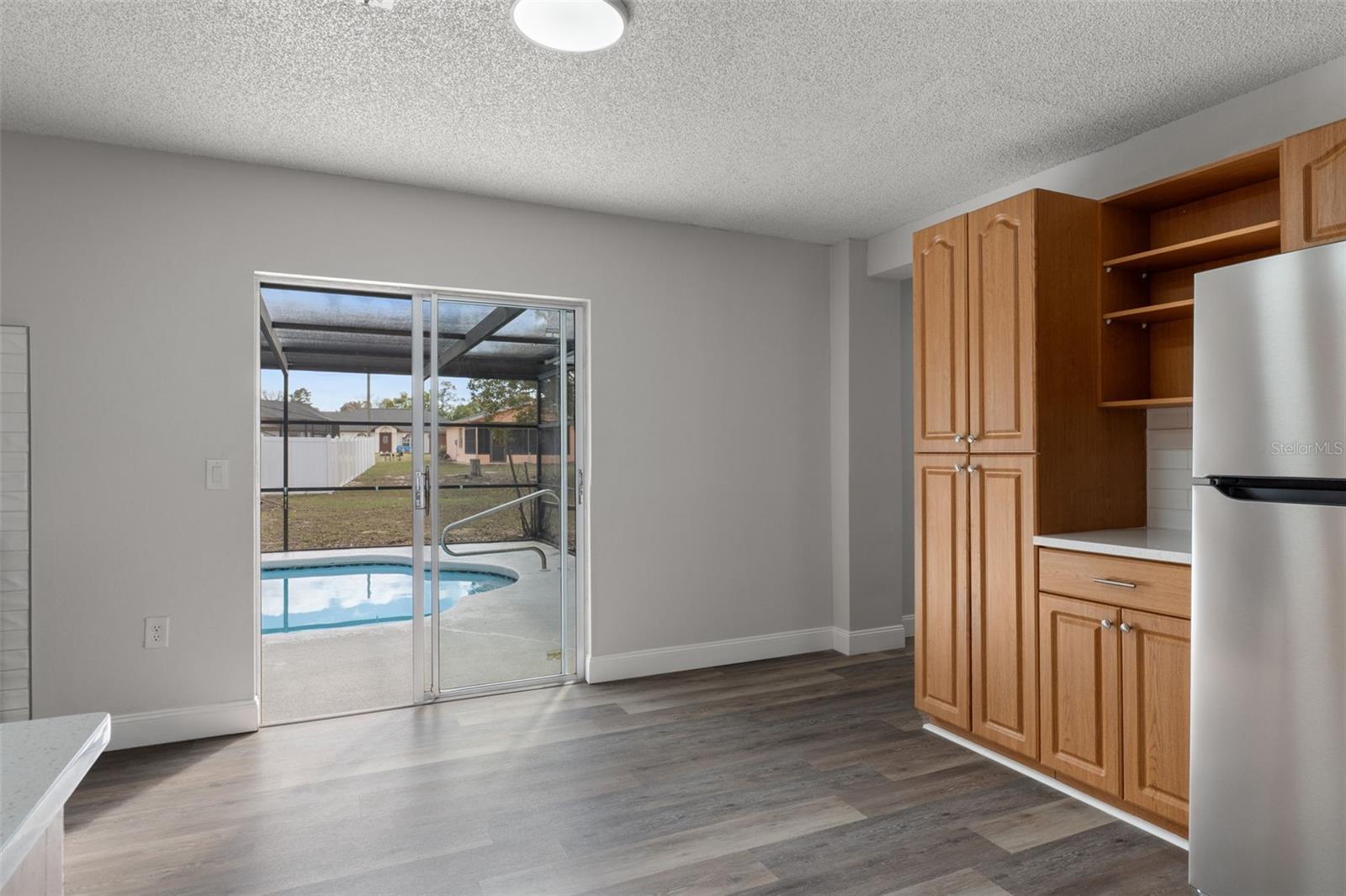 Image 14 of 39 For 12420 Lombardy Street