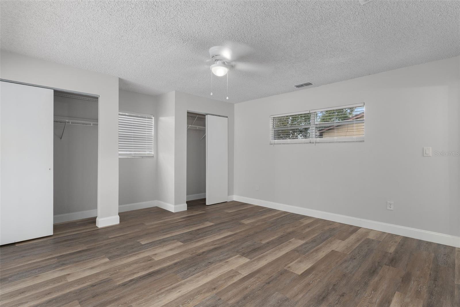 Image 17 of 39 For 12420 Lombardy Street