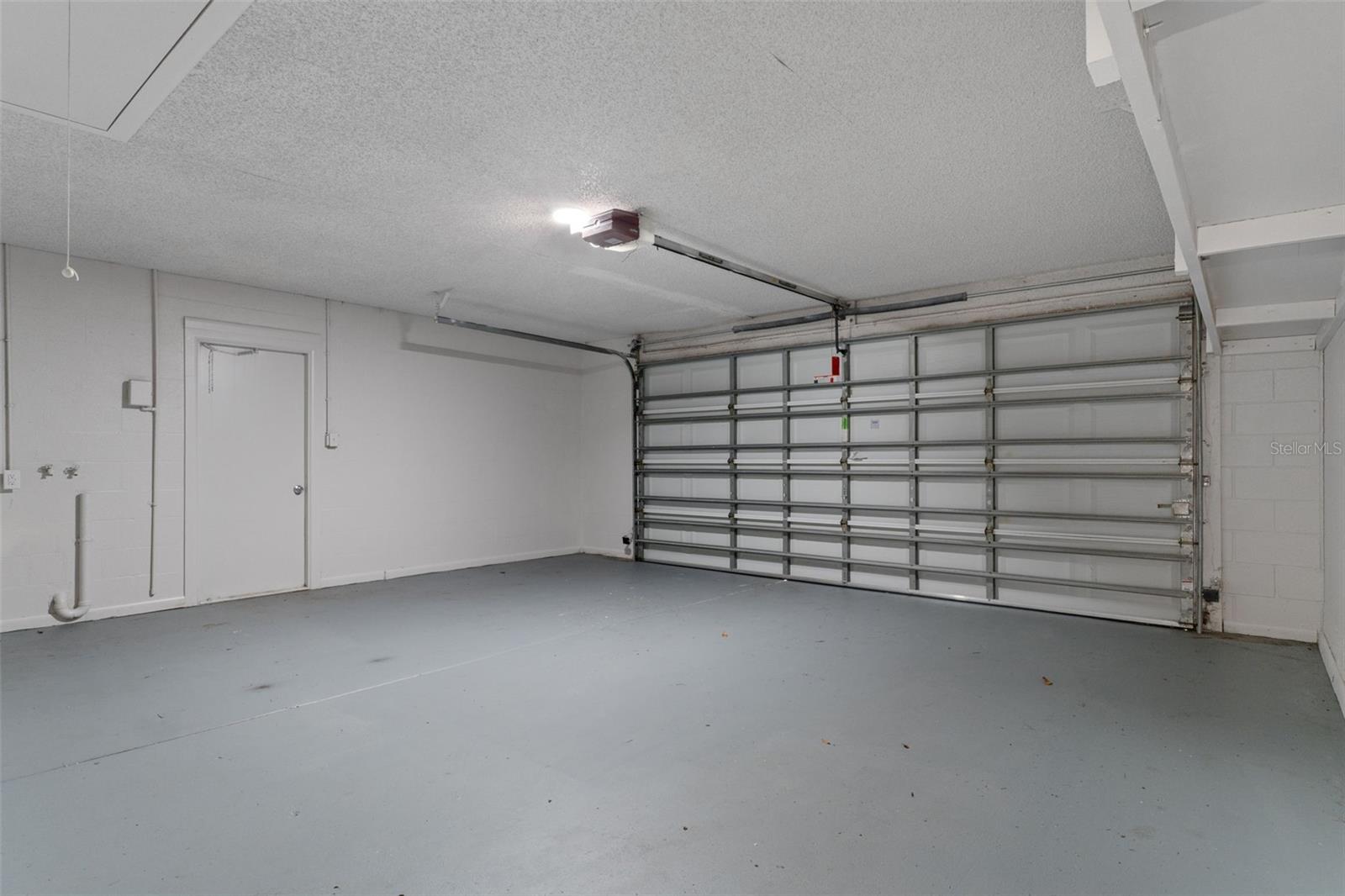 Image 27 of 39 For 12420 Lombardy Street