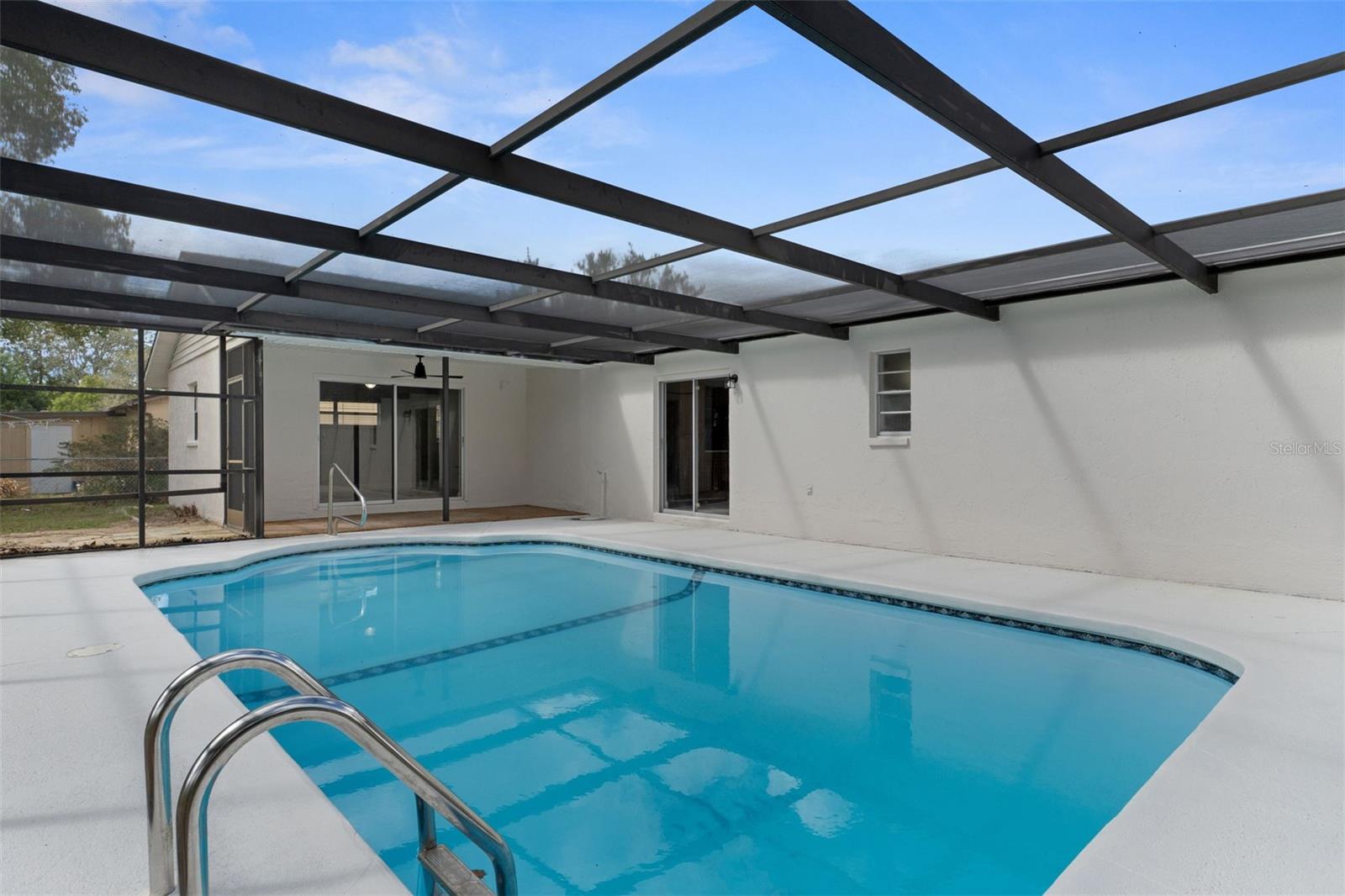 Image 30 of 39 For 12420 Lombardy Street