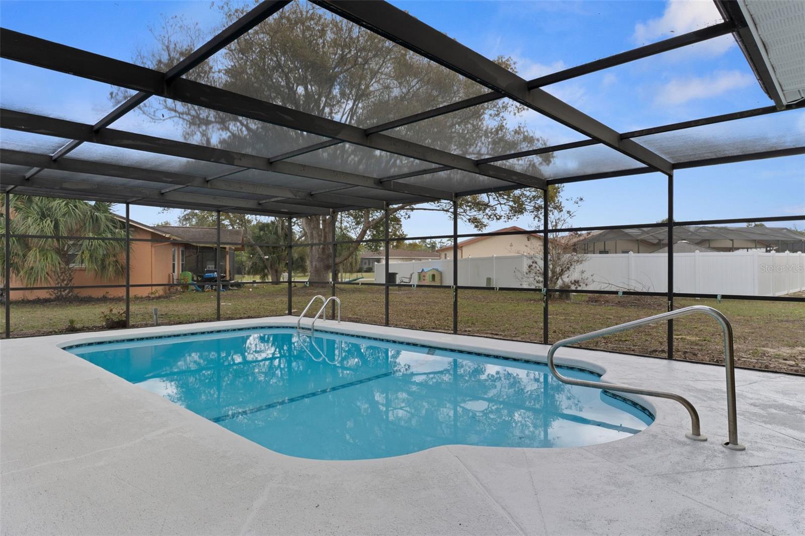 Image 31 of 39 For 12420 Lombardy Street