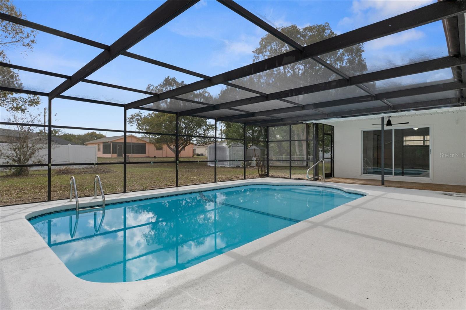 Image 33 of 39 For 12420 Lombardy Street