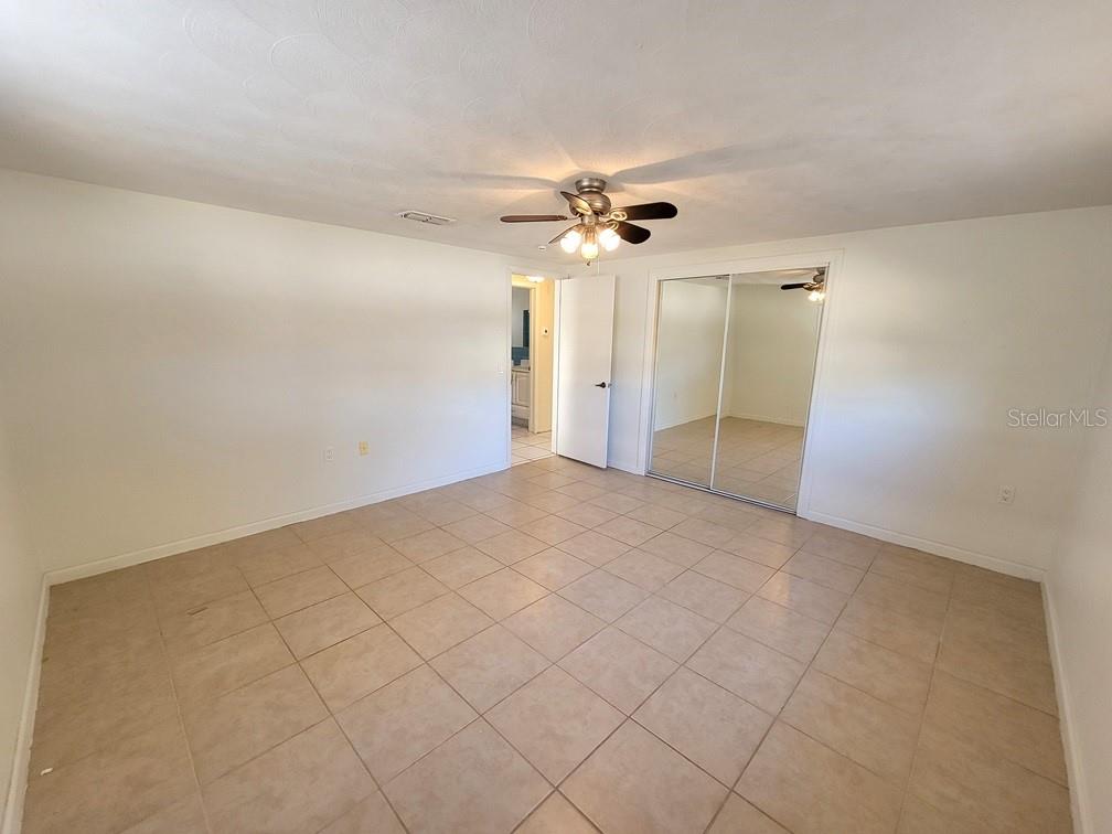 Image 18 of 23 For 5912 Della Drive