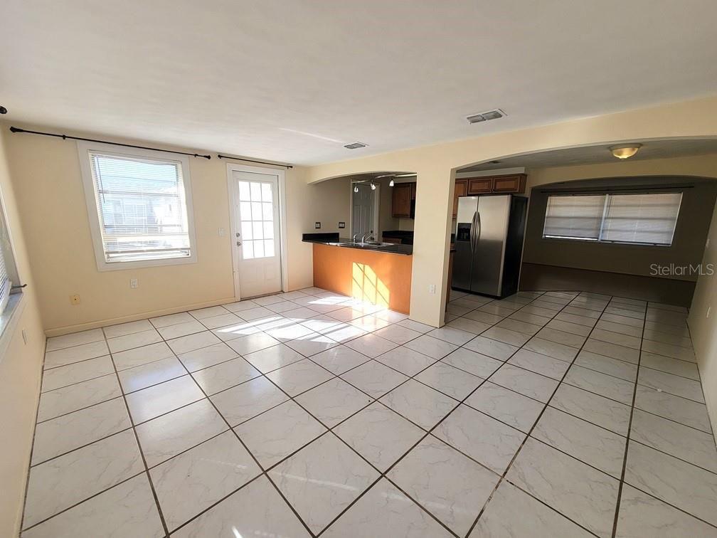 Image 9 of 23 For 5912 Della Drive