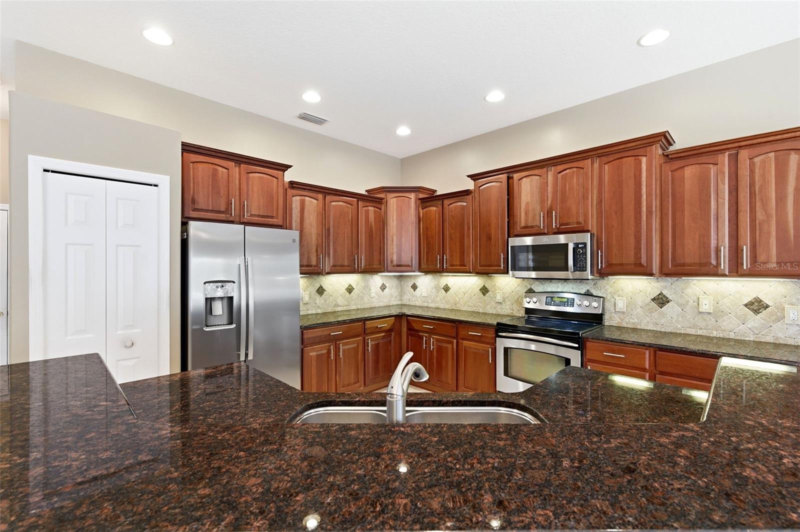 Image 15 of 62 For 1450 Warrington Way