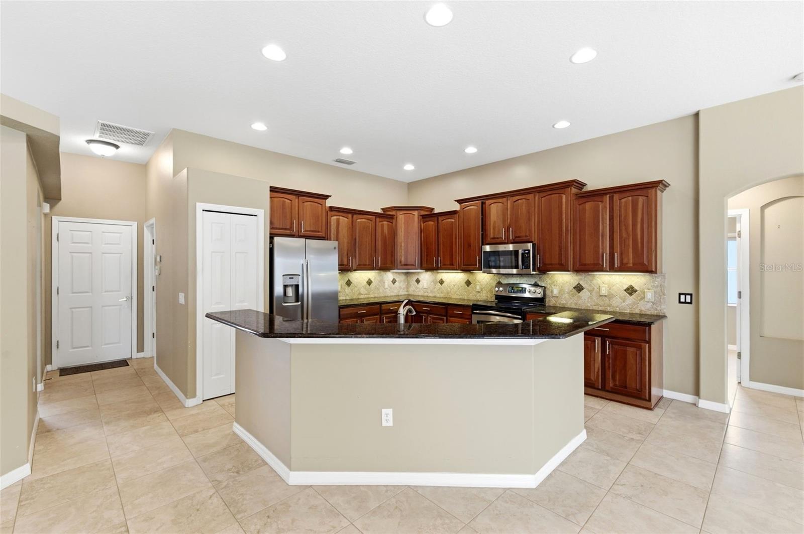 Image 17 of 62 For 1450 Warrington Way