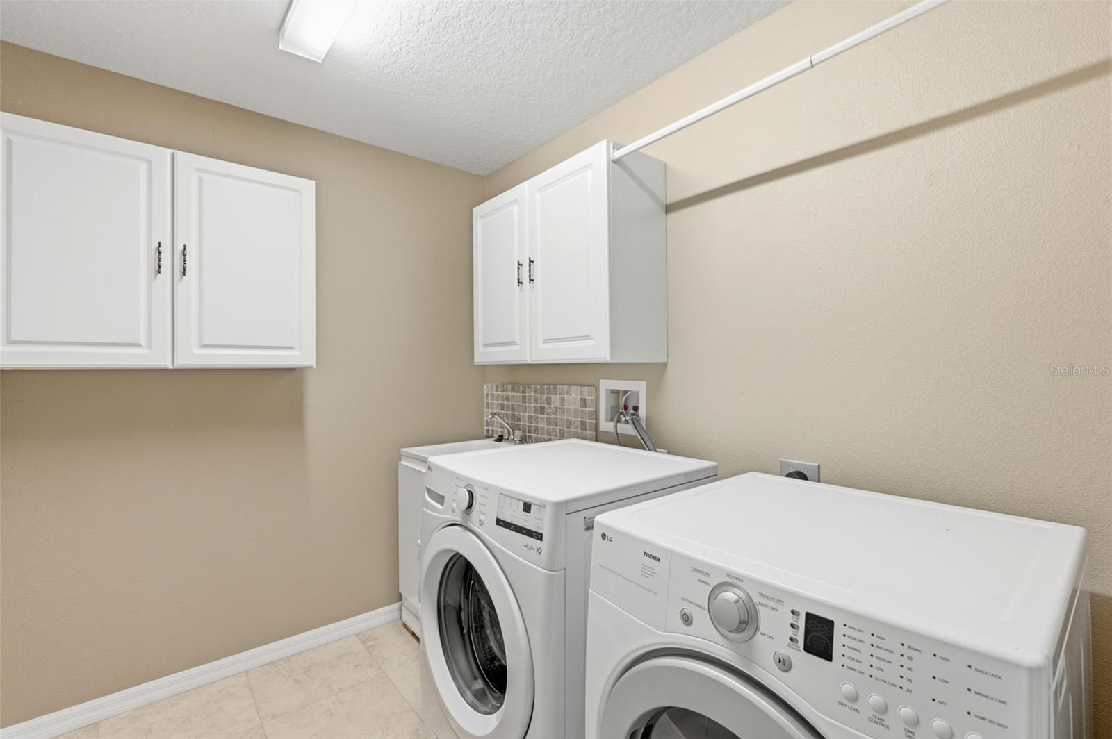 Image 36 of 62 For 1450 Warrington Way