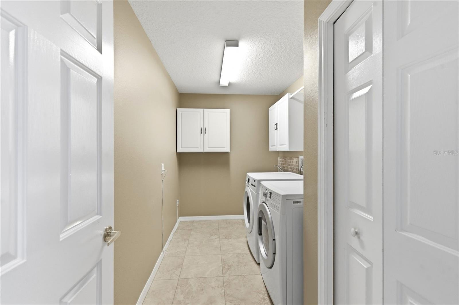 Image 37 of 62 For 1450 Warrington Way