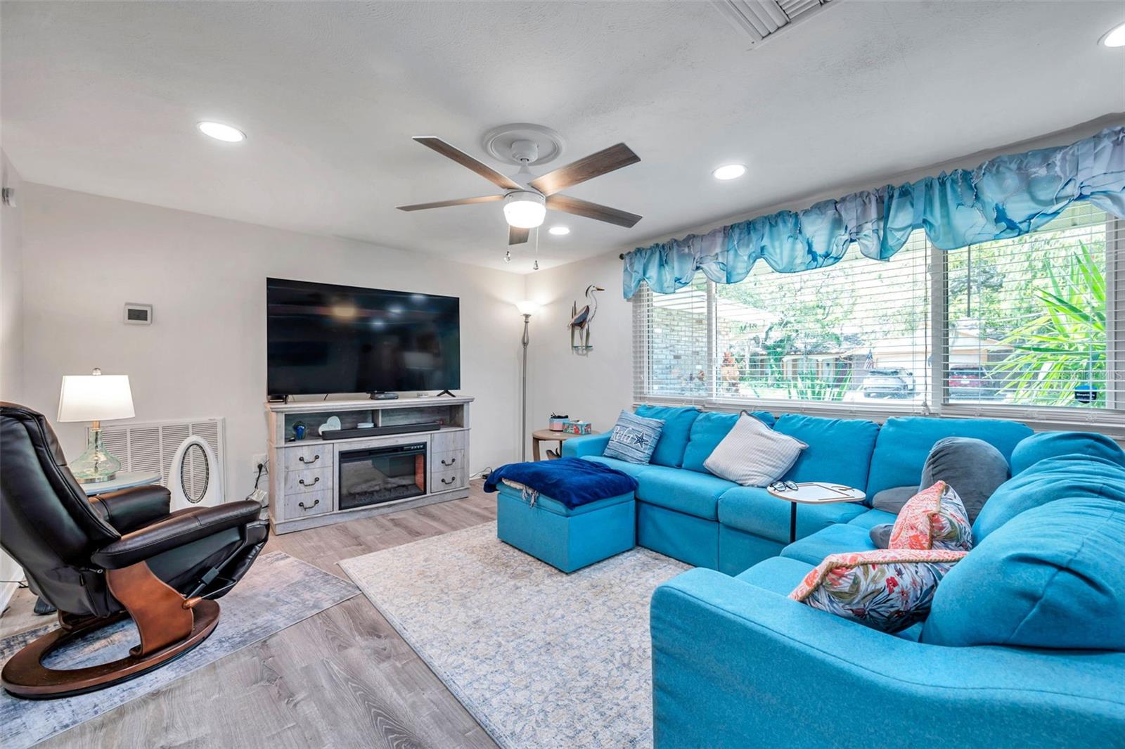 Image 11 of 65 For 8803 Mill Creek Lane