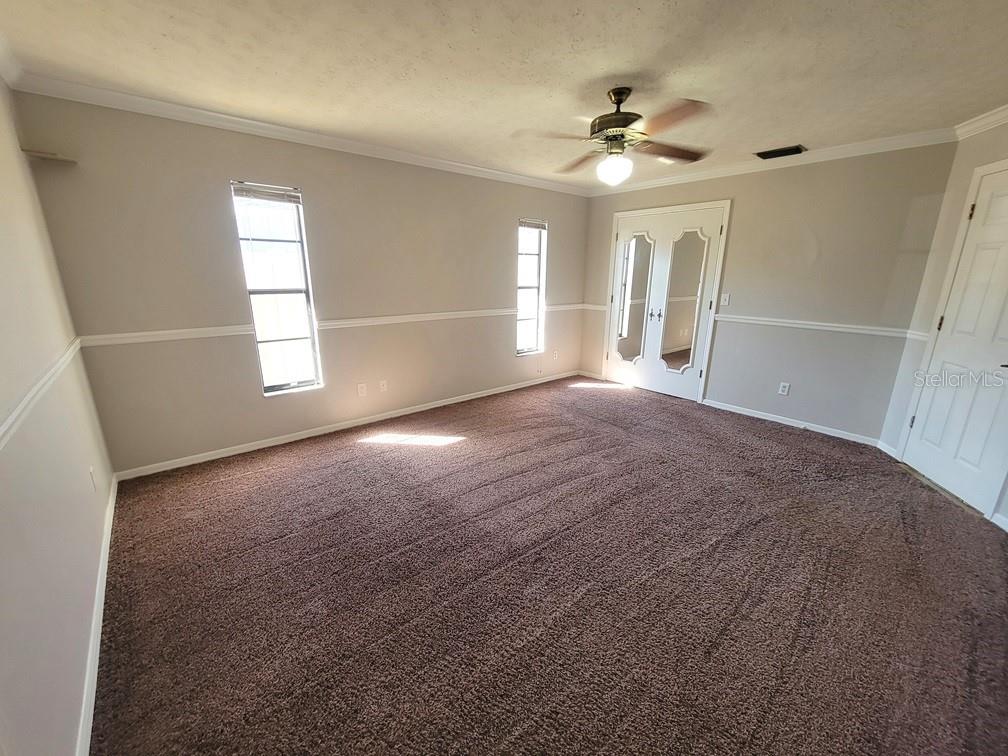 Image 17 of 32 For 7553 High Pines Court