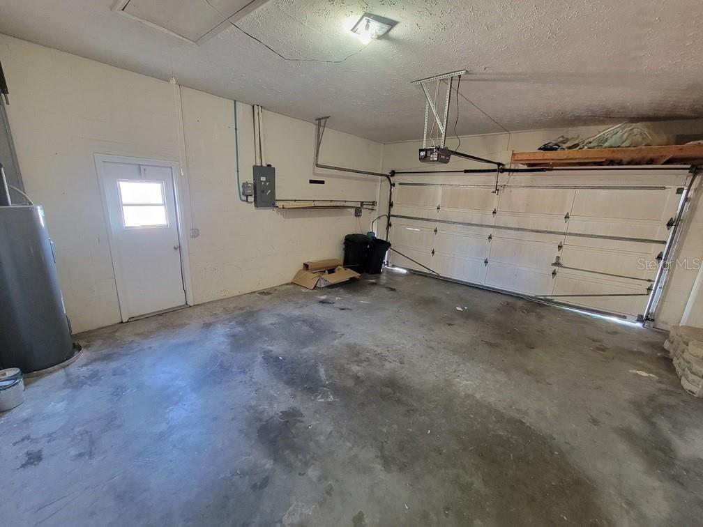 Image 28 of 32 For 7553 High Pines Court