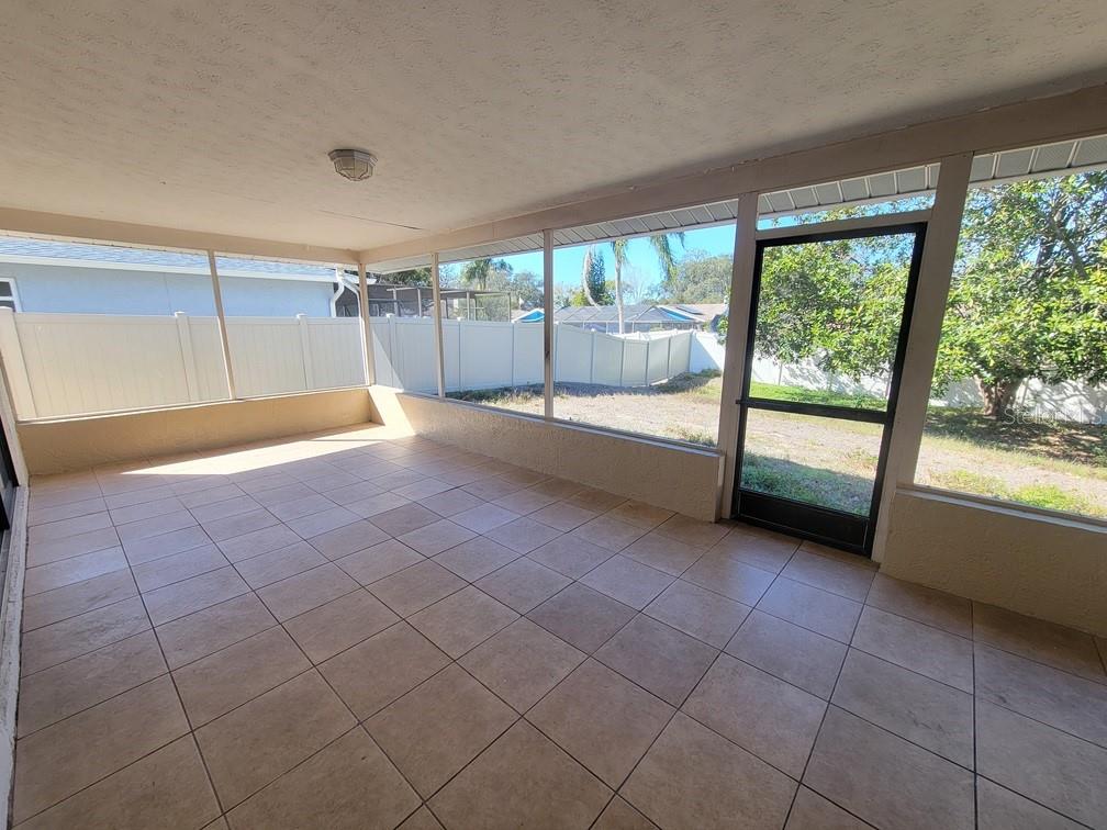 Image 29 of 32 For 7553 High Pines Court