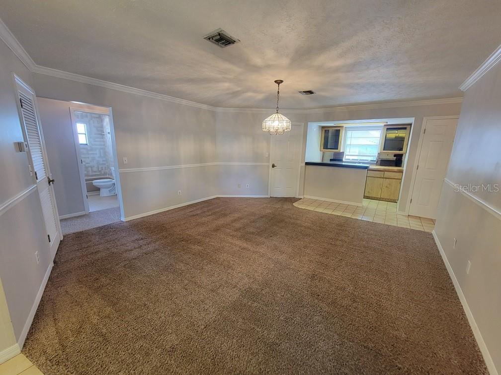 Image 5 of 32 For 7553 High Pines Court