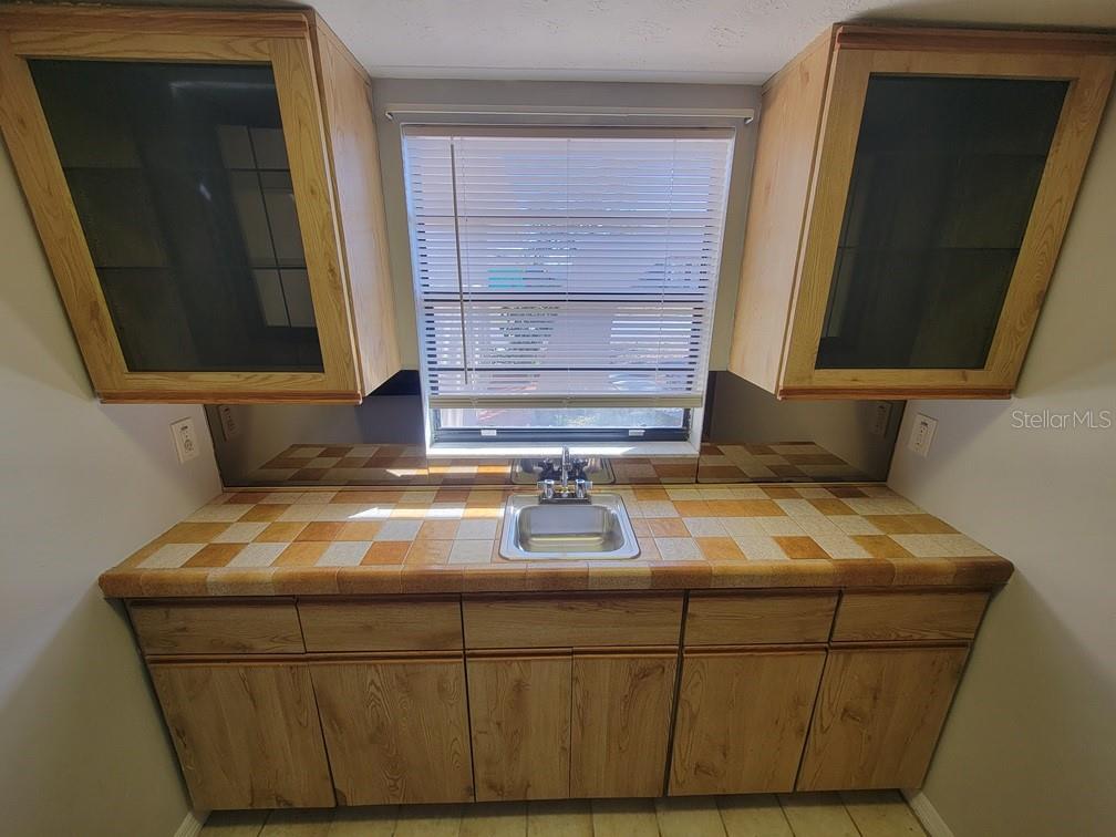 Image 7 of 32 For 7553 High Pines Court