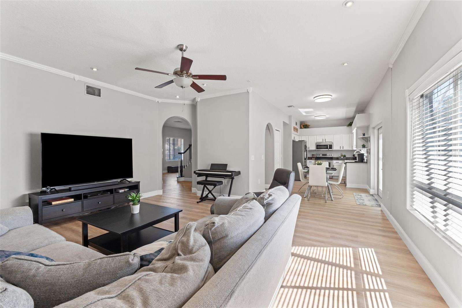 Image 21 of 65 For 1761 Hawthorne Court