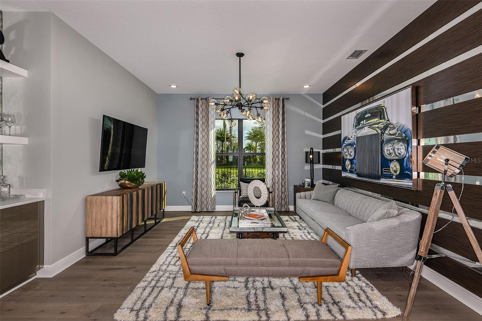 Listing photo id 30 for 5066 Simons Court