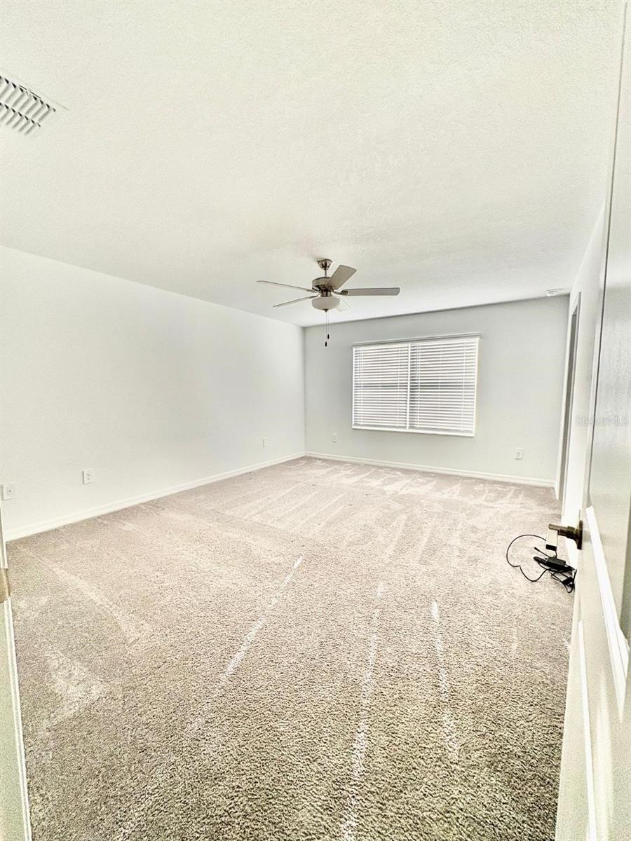 Image 12 of 22 For 10321 Trumpet Honeysuckle Way