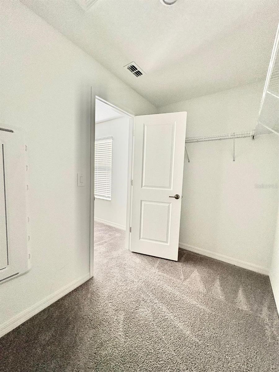 Image 14 of 22 For 10321 Trumpet Honeysuckle Way