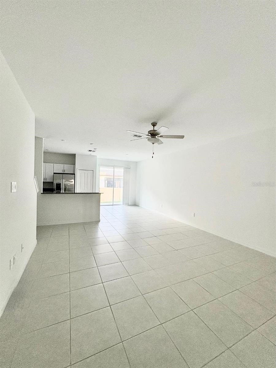 Image 4 of 22 For 10321 Trumpet Honeysuckle Way