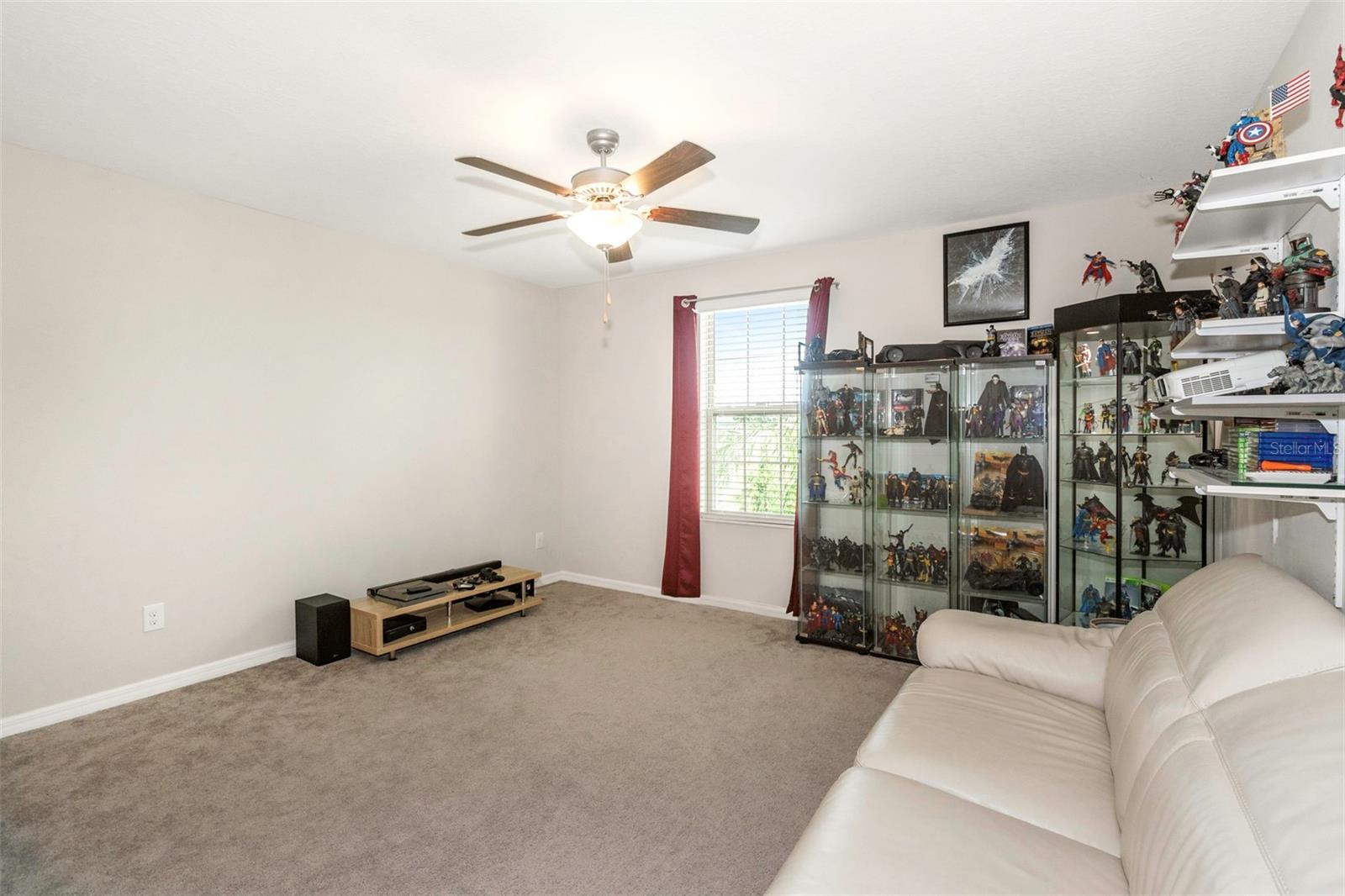 Image 17 of 51 For 6426 Spider Lily Way