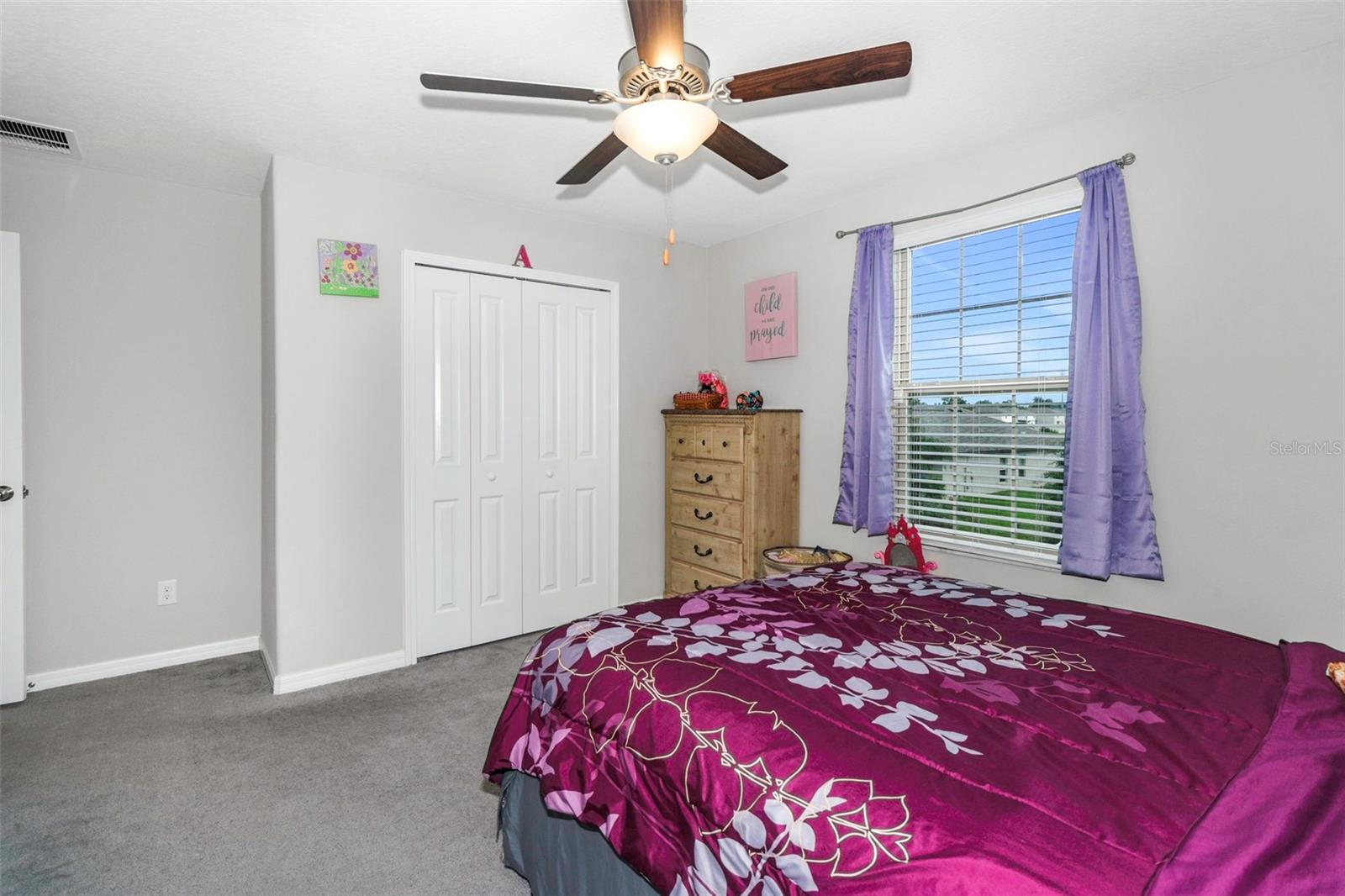 Image 32 of 51 For 6426 Spider Lily Way