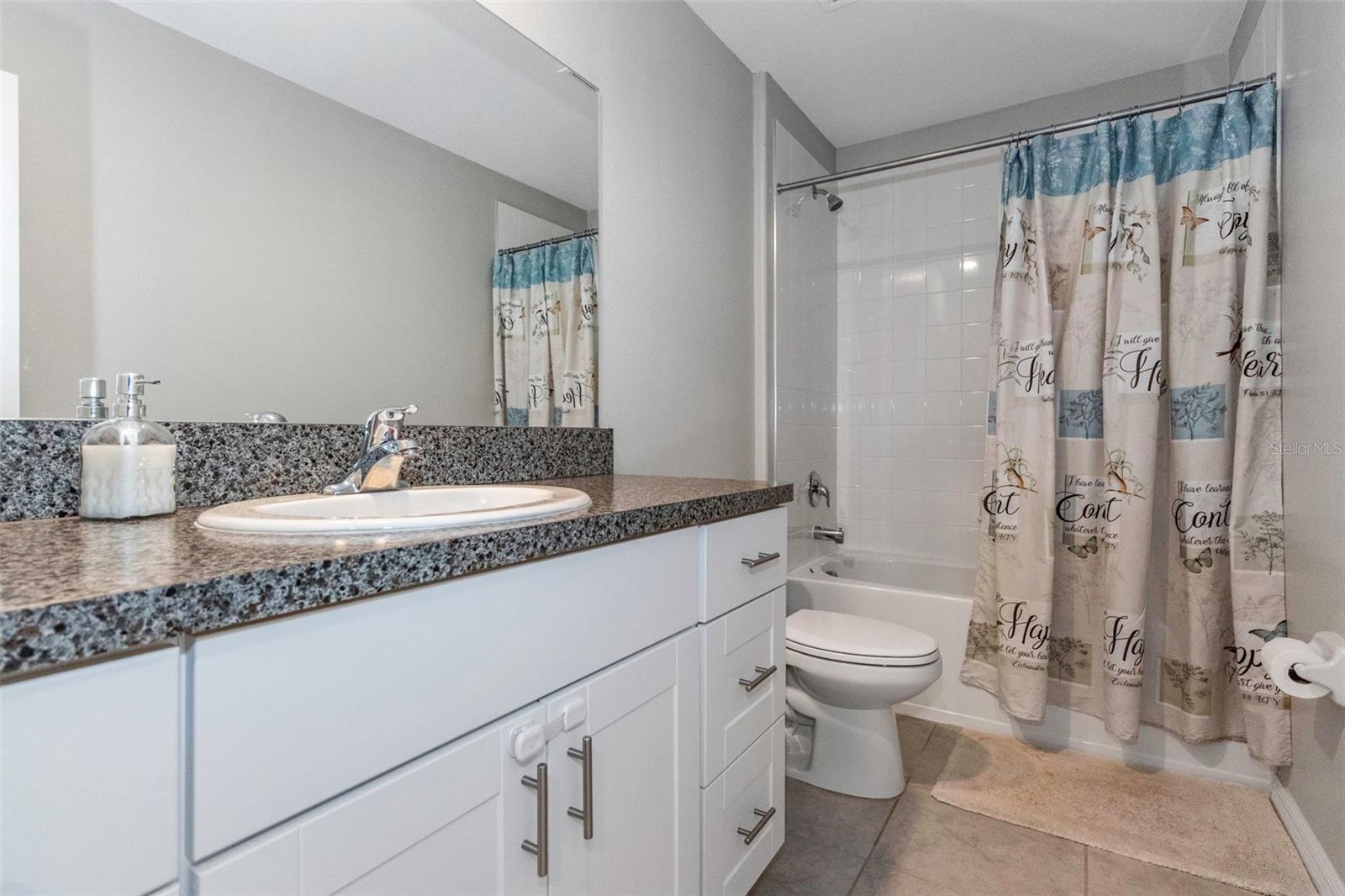 Image 38 of 51 For 6426 Spider Lily Way