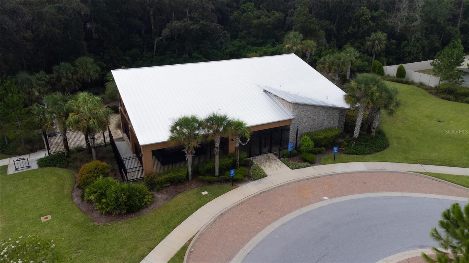 Image 46 of 51 For 6426 Spider Lily Way