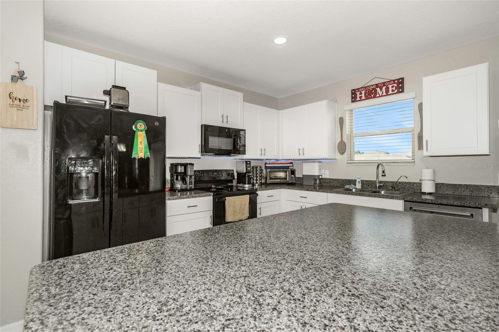 Image 7 of 51 For 6426 Spider Lily Way