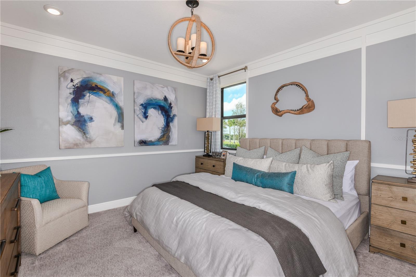 Listing photo id 34 for 5052 Simons Court