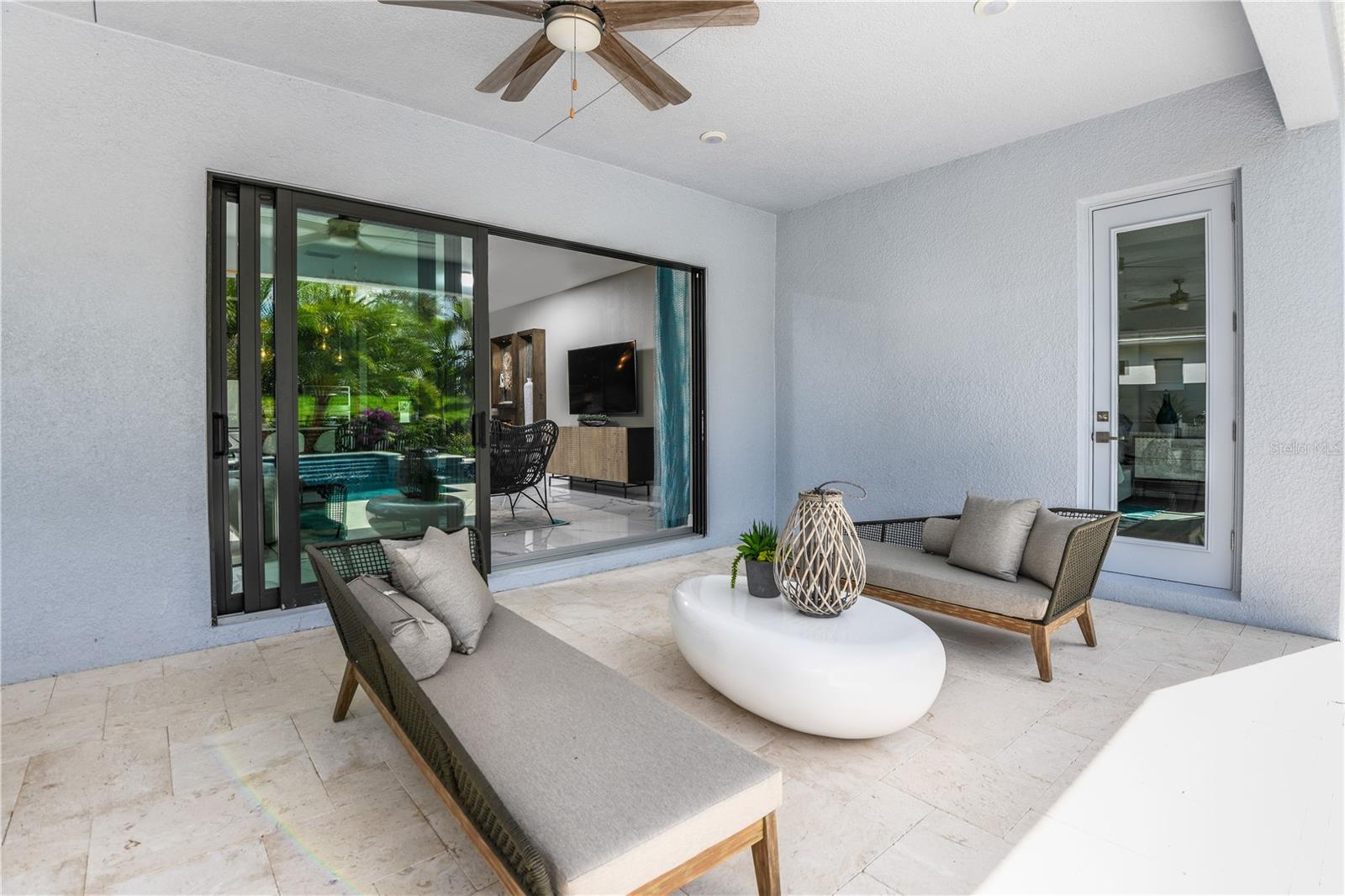 Listing photo id 40 for 5052 Simons Court