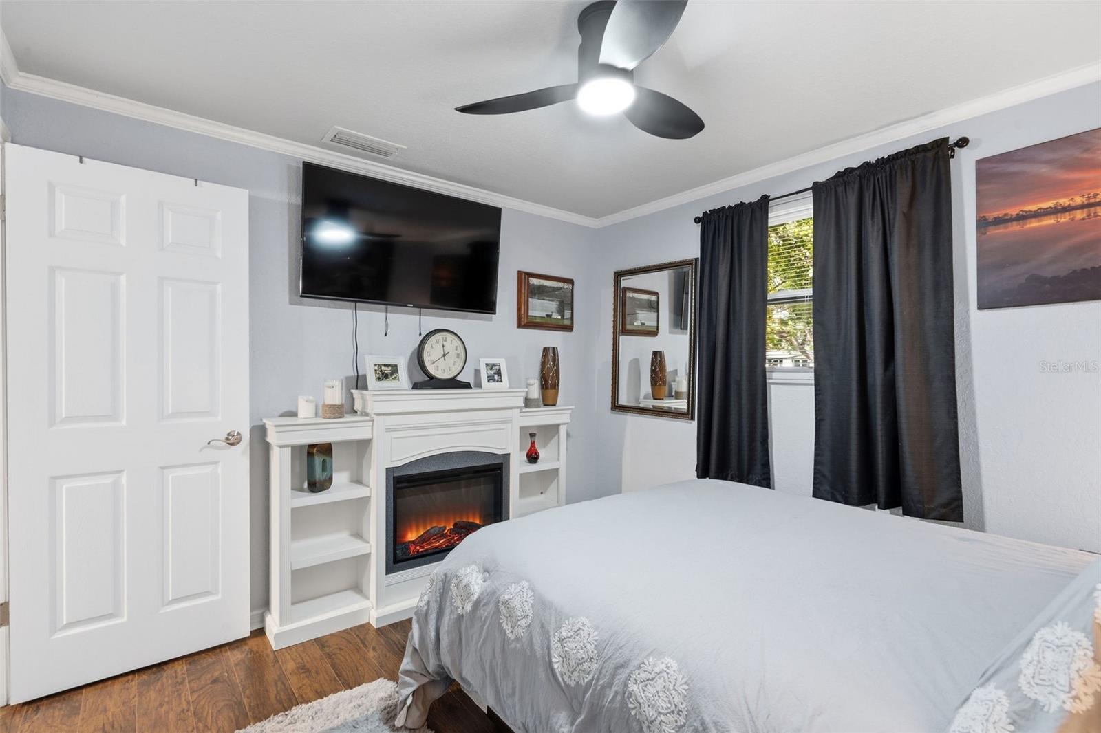 Image 10 of 26 For 9381 Rosa Street