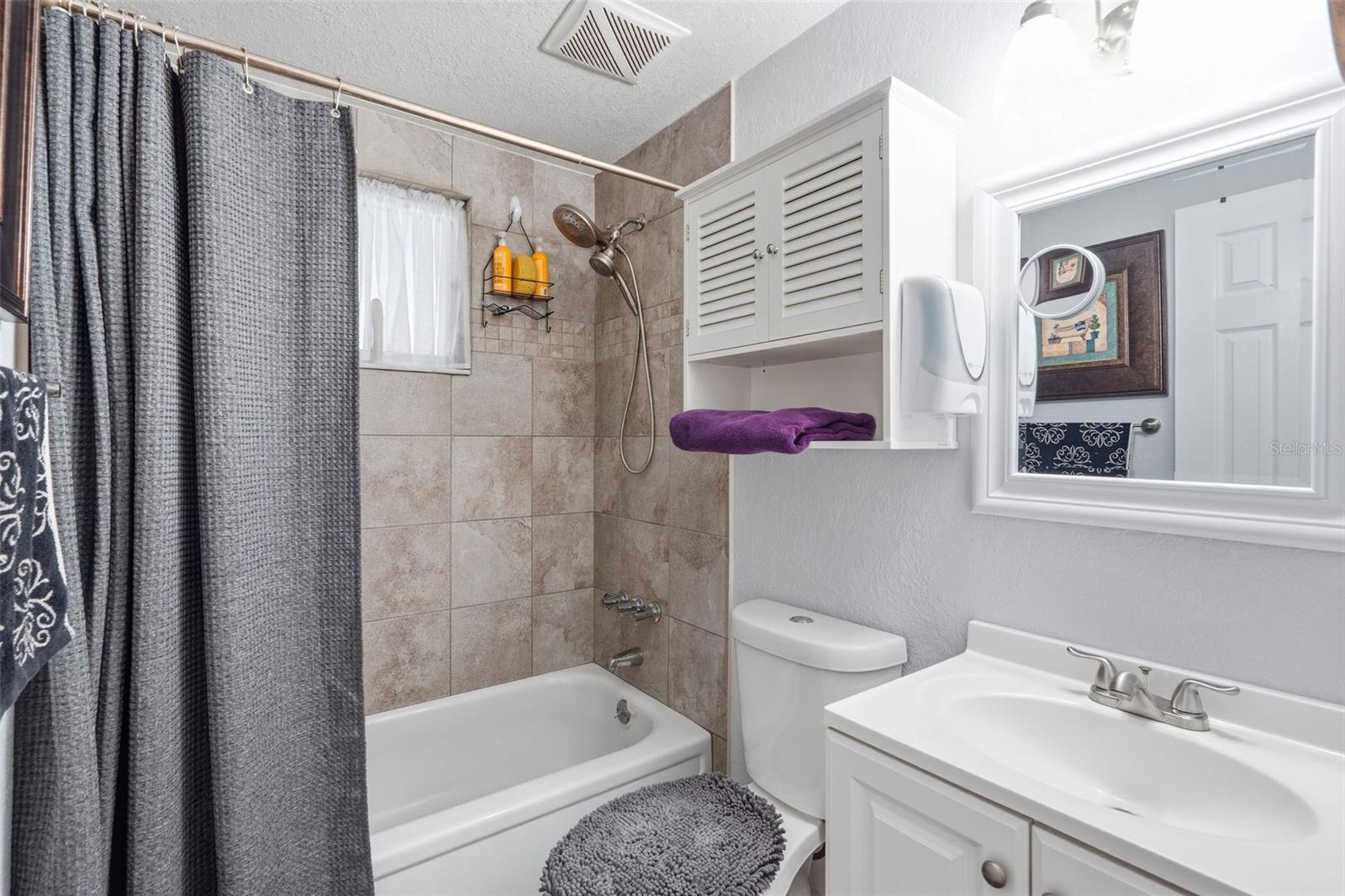 Image 11 of 26 For 9381 Rosa Street