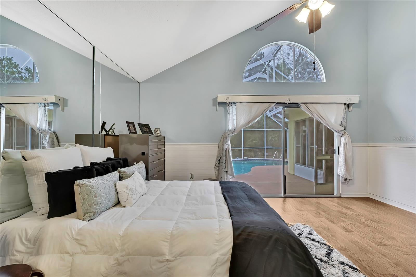 Image 16 of 49 For 46 Greentree Street