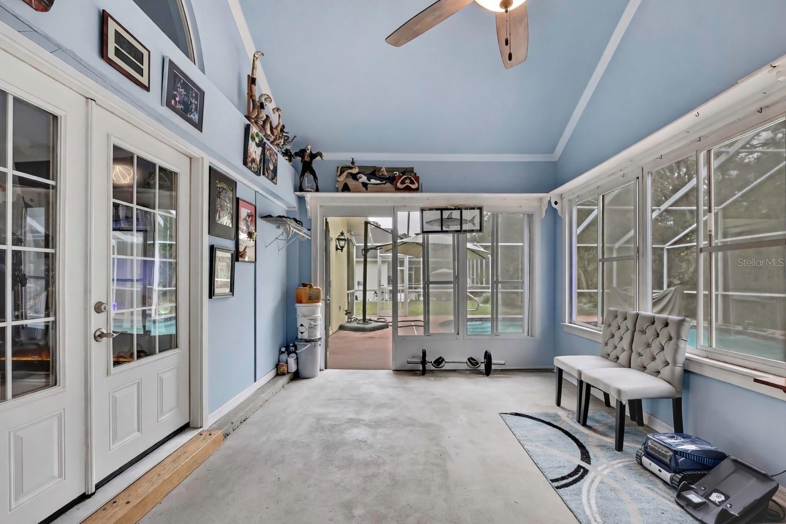 Image 29 of 49 For 46 Greentree Street