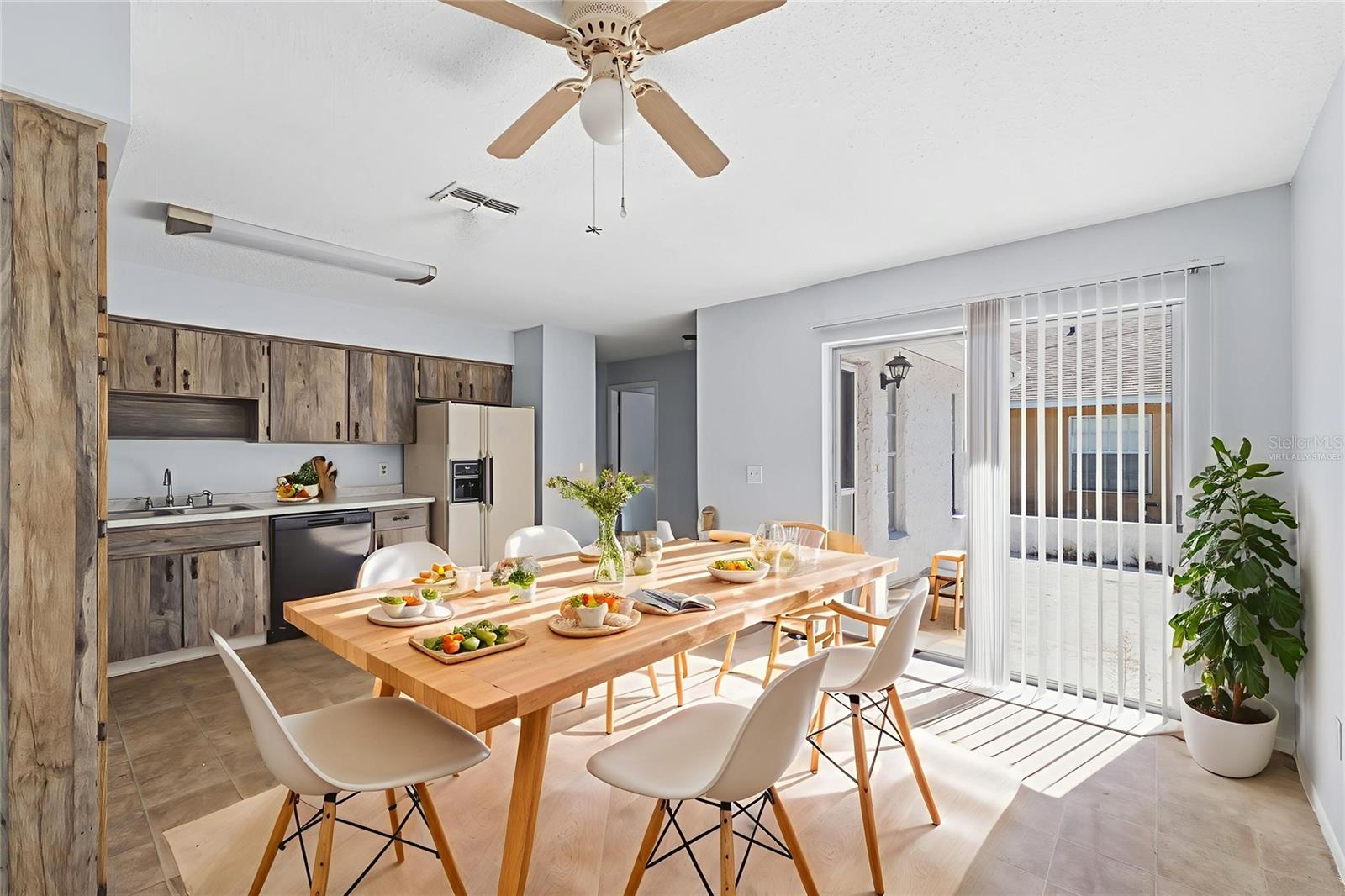 Image 8 of 44 For 1284 London Avenue