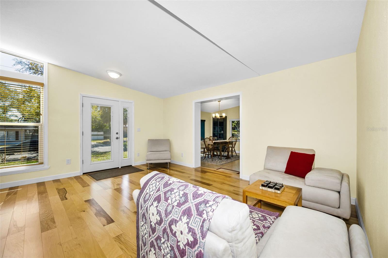 Image 14 of 45 For 206 Linda Avenue