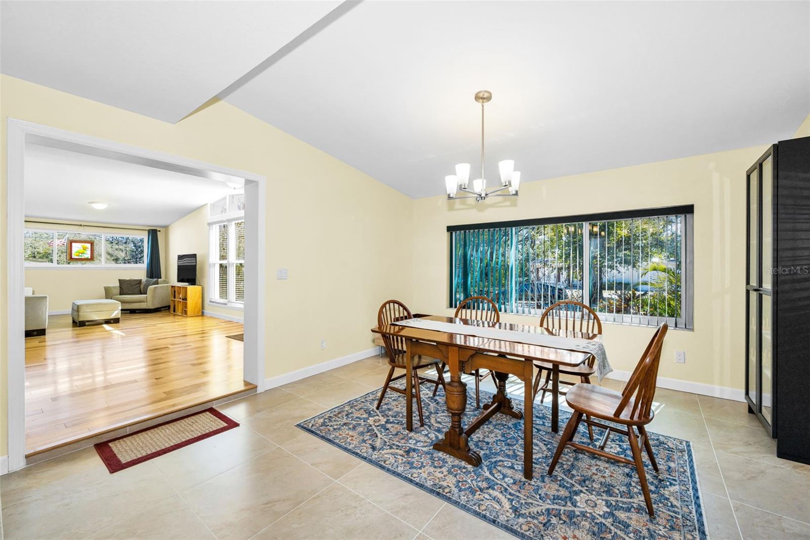 Image 27 of 45 For 206 Linda Avenue